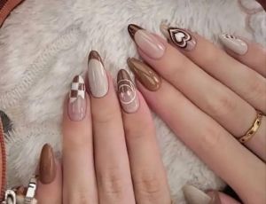 U.V Gel Nails Fill-ins